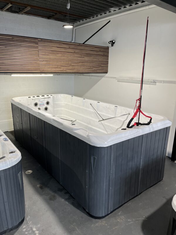 Zwemspa Passion Fitness 2 deep Demo - Afbeelding 3